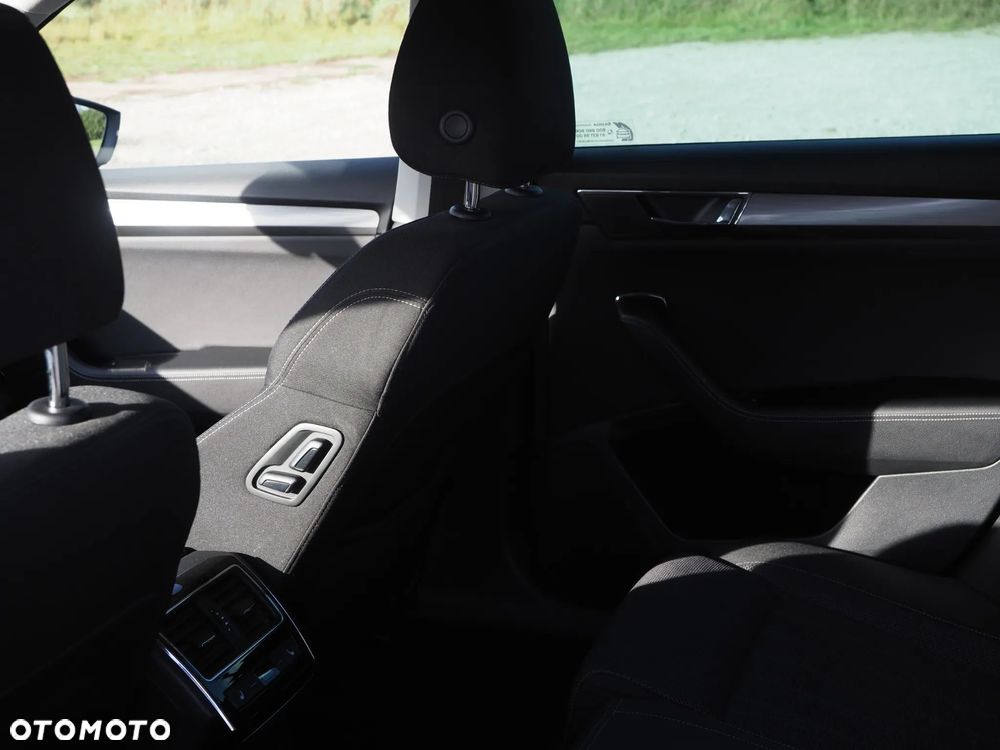 Skoda Superb 2.0 TSI Style DSG - 21