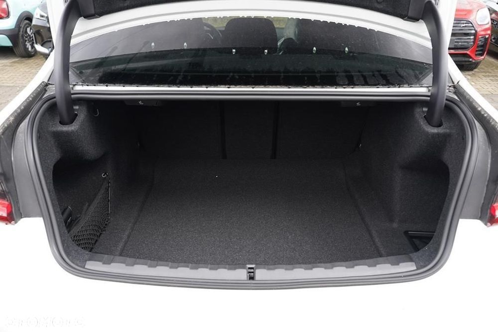 BMW Seria 3 320d mHEV M Sport sport - 6