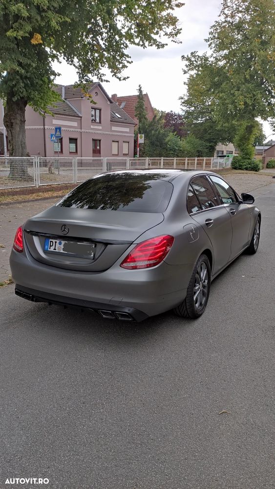 Mercedes-Benz C - 2