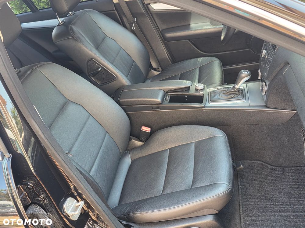 Mercedes-Benz Klasa C 320 CDI 7G-TRONIC Avantgarde - 22