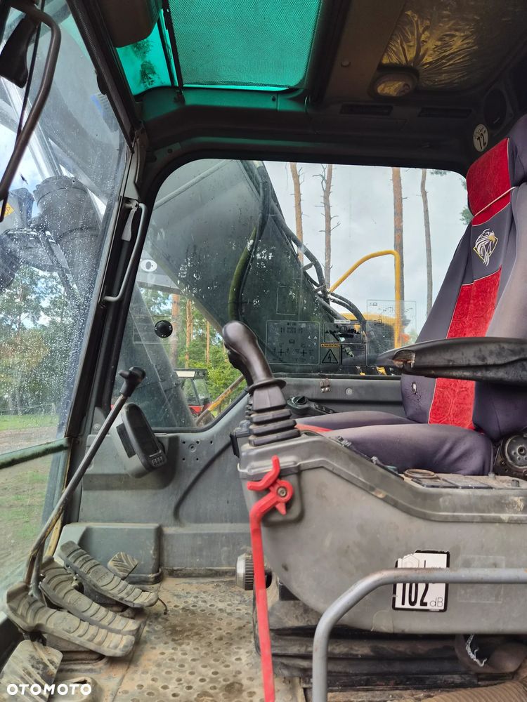 Volvo EC210Blc - 9