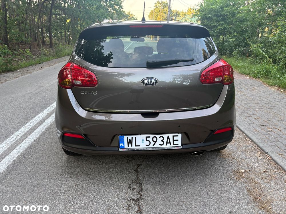 Kia Ceed 1.6 GDI L Business Line - 13