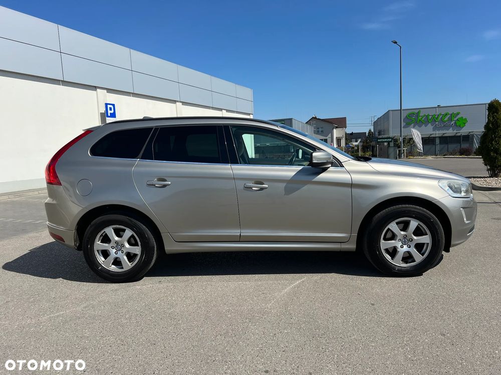 Volvo XC 60 D3 Geartronic Momentum - 2