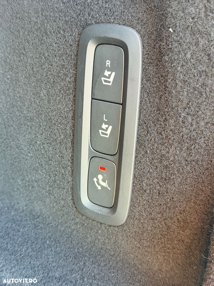Volvo XC 60 D4 Geartronic Momentum Pro - 20