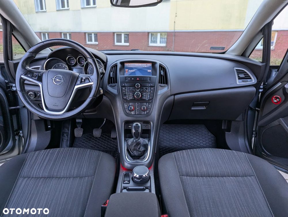 Opel Astra 1.4 T Sport - 35