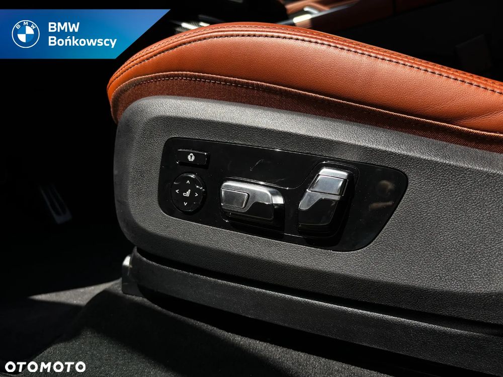 BMW X7 - 15