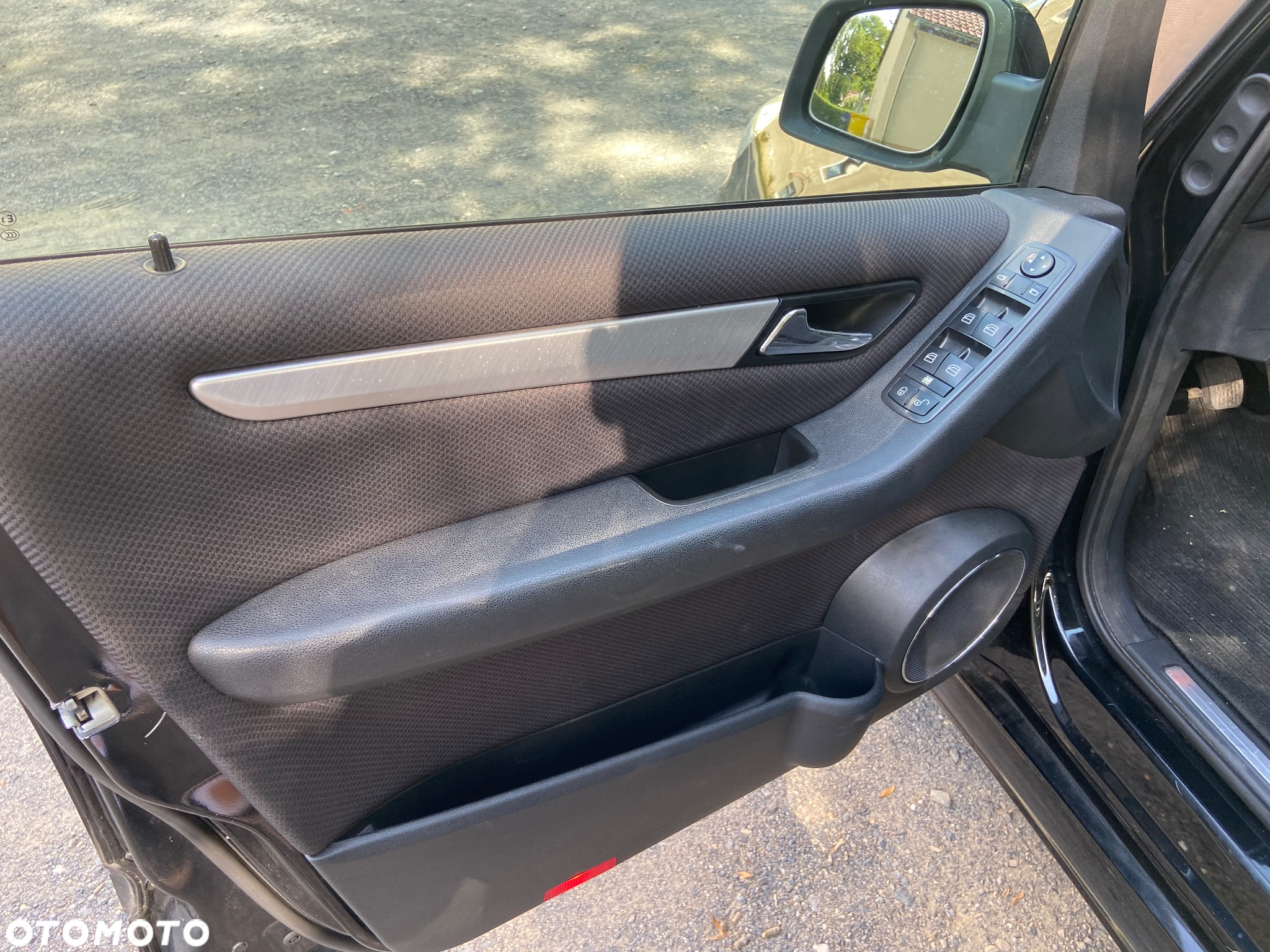 Mercedes-Benz Klasa B 160 BlueEffICIENCY - 24