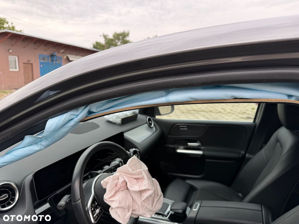 Mercedes-Benz Klasa B 220 4Matic 7G-DCT AMG Line - 14
