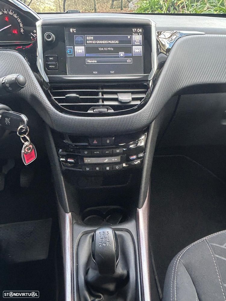 Peugeot 2008 1.6 BlueHDi Allure - 11
