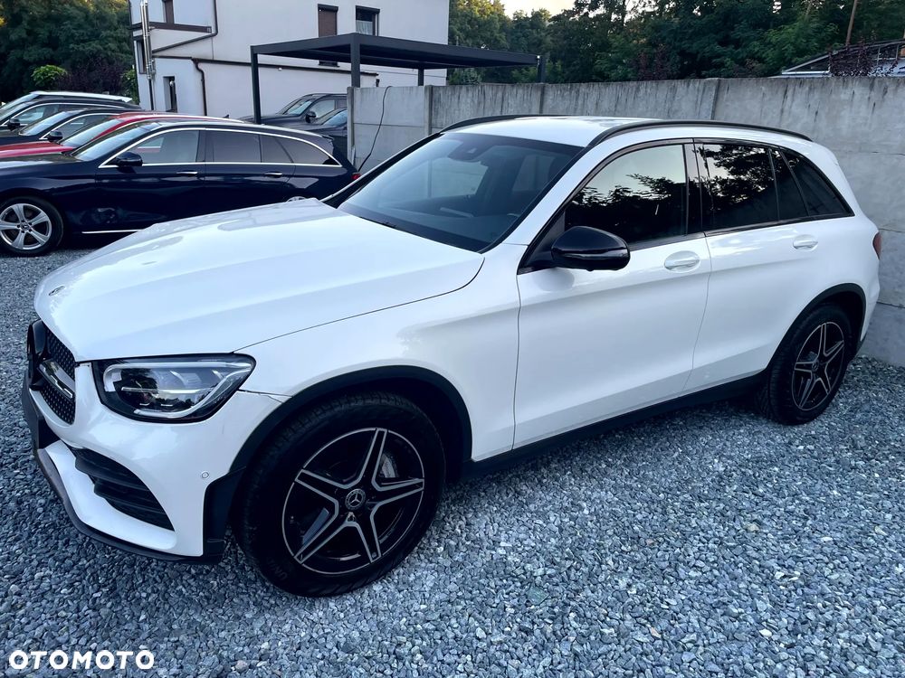 Mercedes-Benz GLC 220 d 4Matic 9G-TRONIC AMG Line - 3
