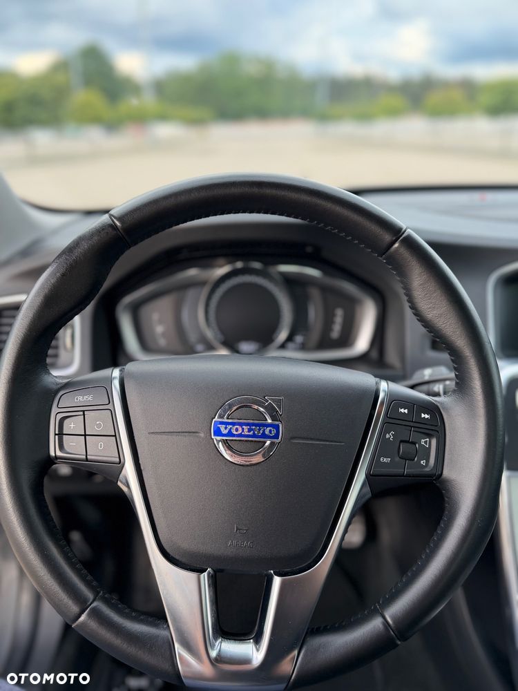 Volvo S60 T5 Geartronic Momentum - 4