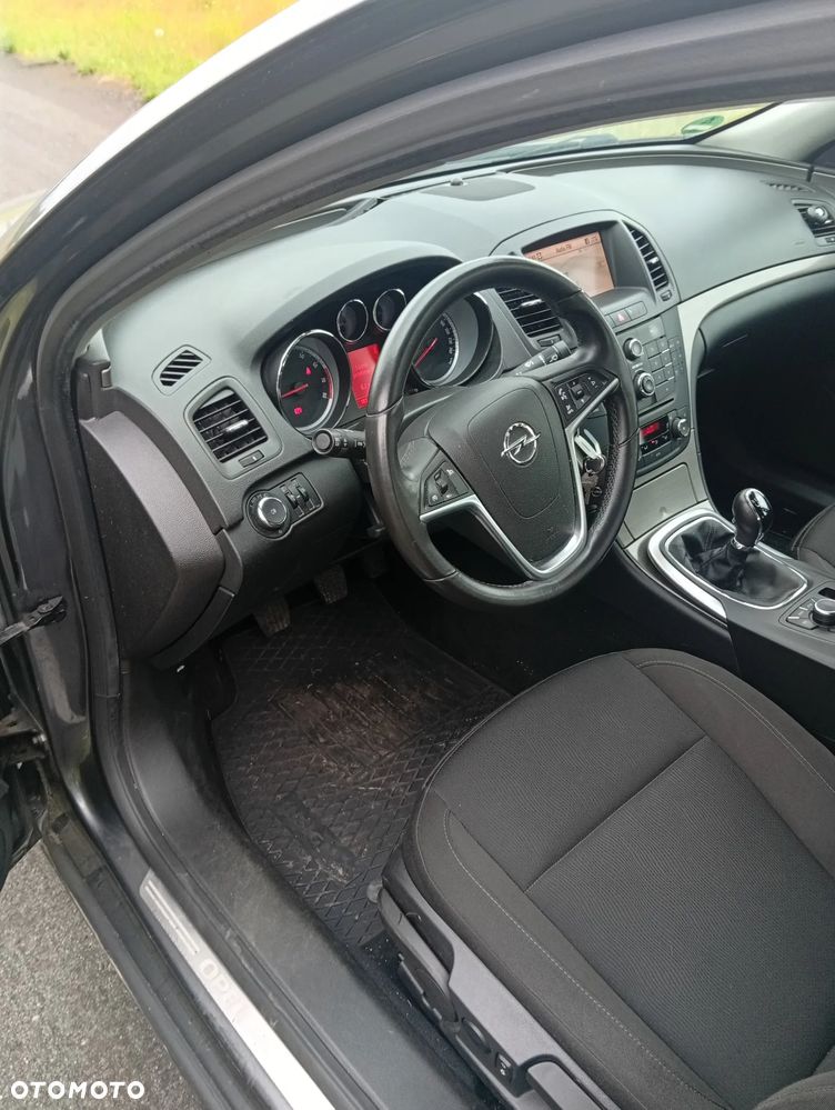 Opel Insignia 1.6 - 6