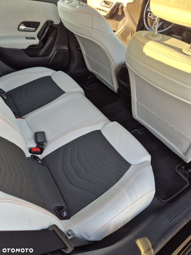 Mercedes-Benz Klasa A 180 7G-DCT Advanced Progressive - 12