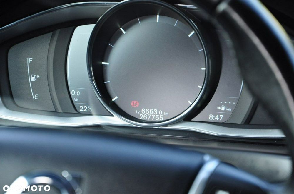 Volvo V70 D4 Summum - 36