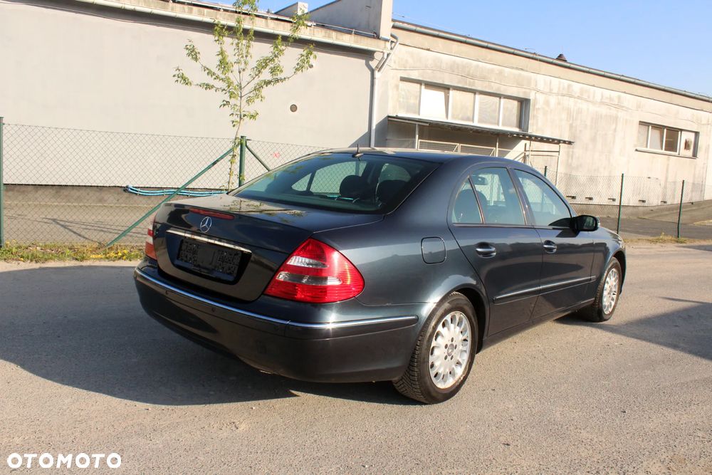 Mercedes-Benz Klasa E 200 Kompressor Automatik Elegance Sport Edition - 3