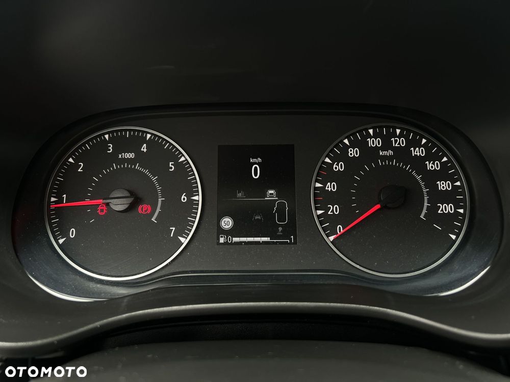 Dacia Sandero - 10
