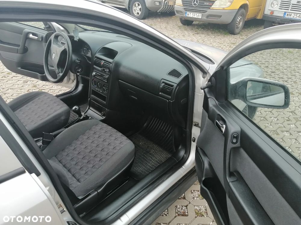 Opel Astra 1.2 Start - 16