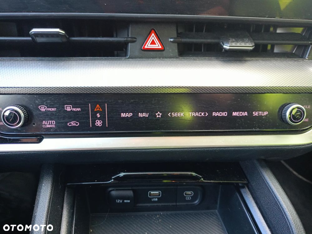 Kia Sportage 1.6 T-GDI HEV Business Line 2WD - 20