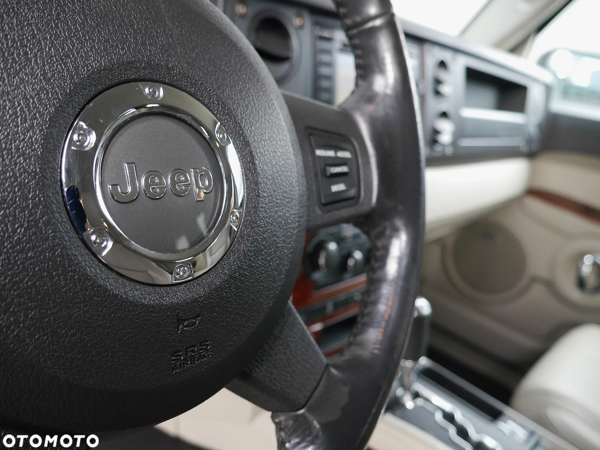 Jeep Commander 3.0 CRD Limited - 15