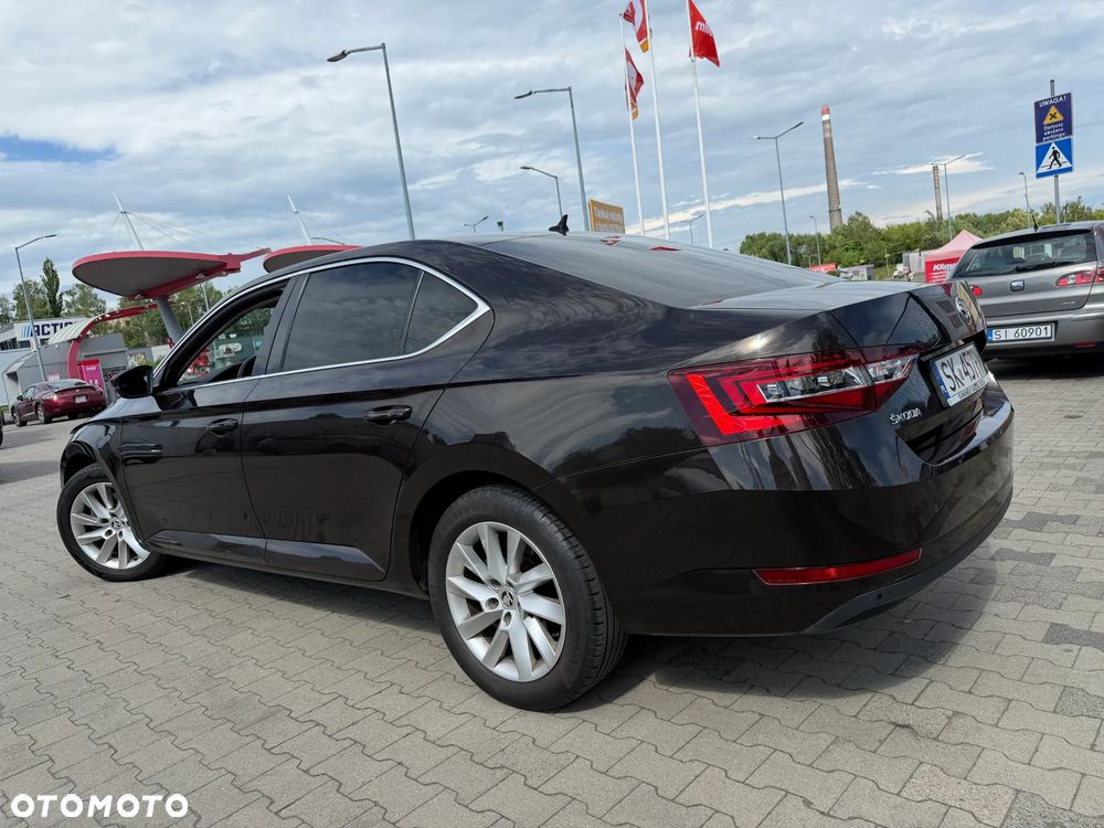 Skoda Superb 1.5 TSI ACT Ambition - 31