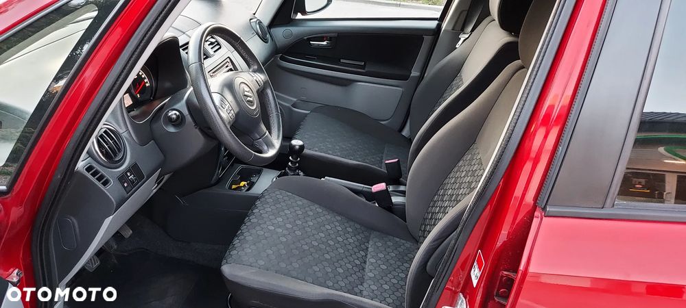 Suzuki SX4 2.0 DDiS 4x4 Style - 24