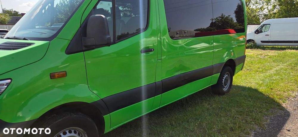 Mercedes-Benz Sprinter 907.221 - 14