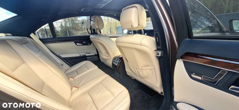 Mercedes-Benz Klasa S 350 BlueTEC DPF 4Matic 7G-TRONIC - 13