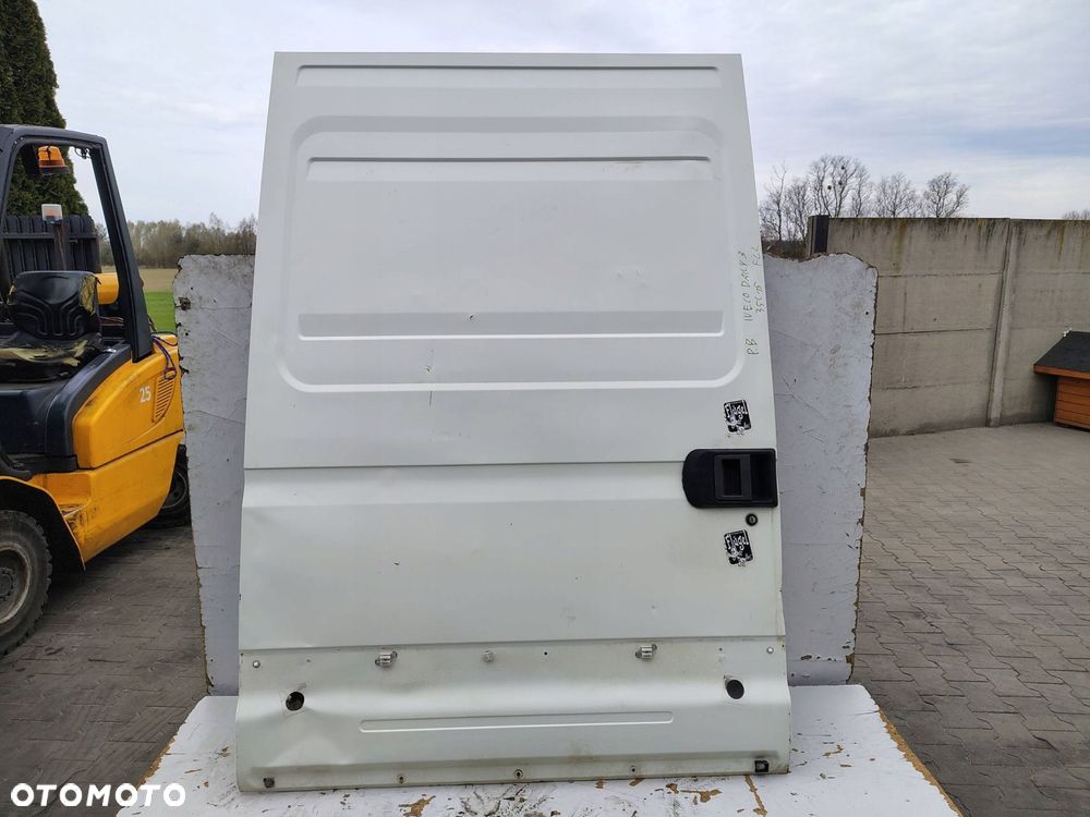 DRZWI BOCZNE PRAWE PRZESUWNE IVECO DAILY 3 III 35C15 FL LIFT 2 - 1