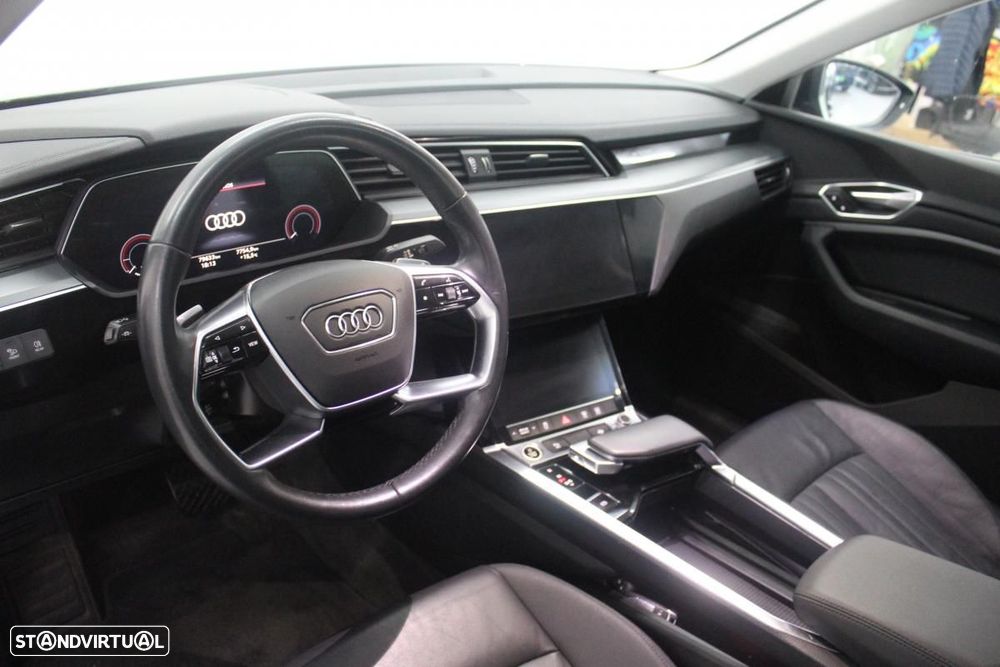 Audi e-tron Sportback 55 quattro Advanced - 12