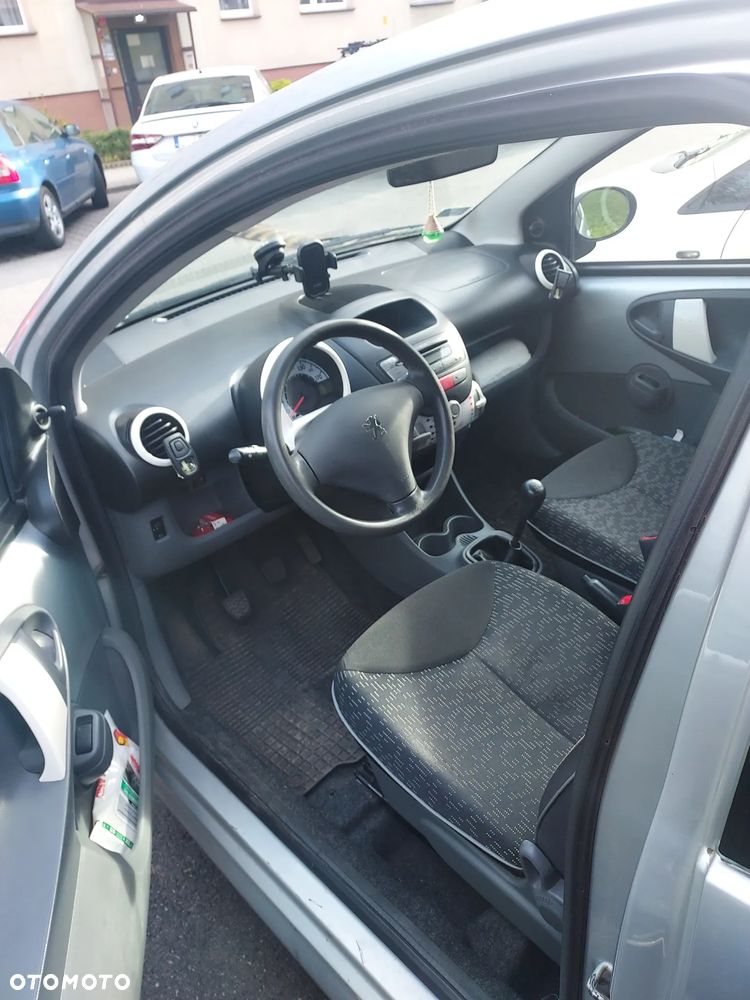 Peugeot 107 1.0 Happy - 5