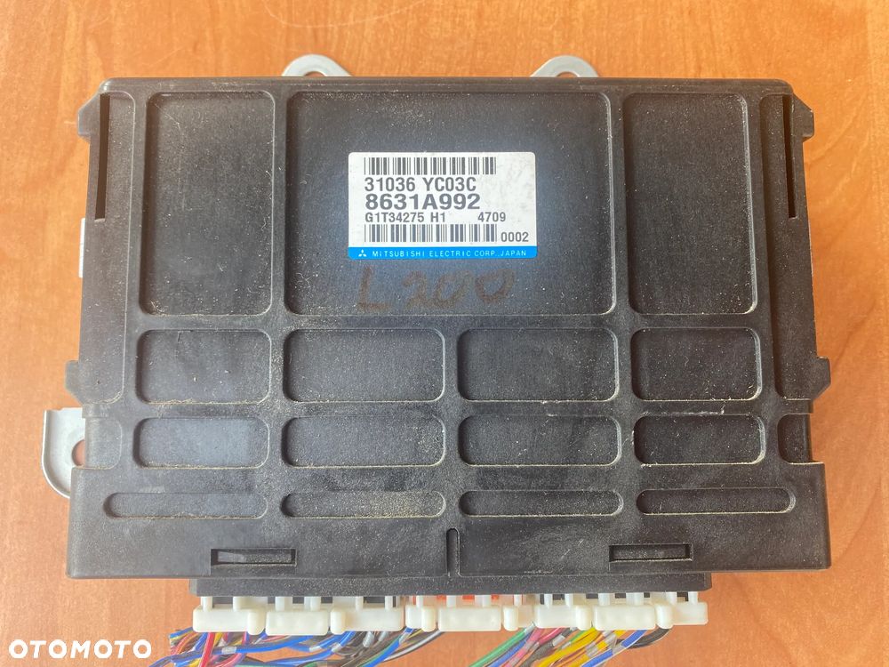 MODUŁ STEROWNIK KOMPUTER SKRZYNI BIEGÓW MITSUBISHI L200 31036YC03C 8631A992 - 1