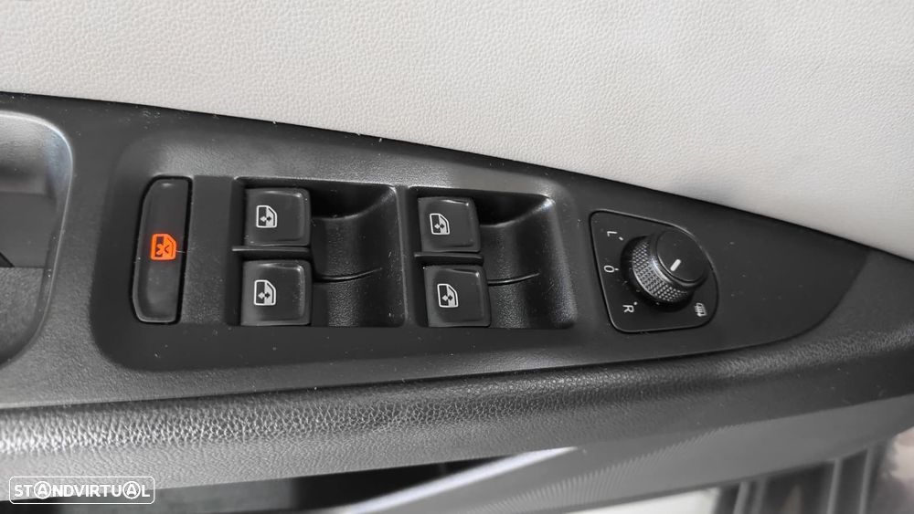 SEAT Leon X-Perience 1.6 TDi - 41