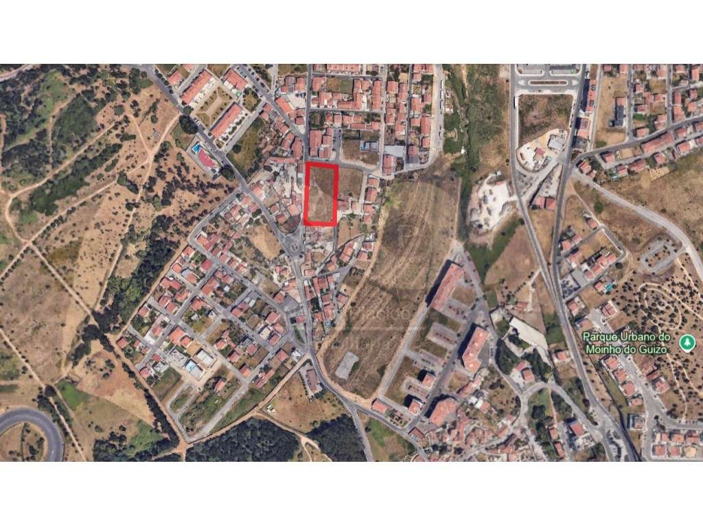 Projeto para Condomínio Privado - 16 fogos (10 T3; 4 T2 e 2 T4). - Grande imagem: 2/3