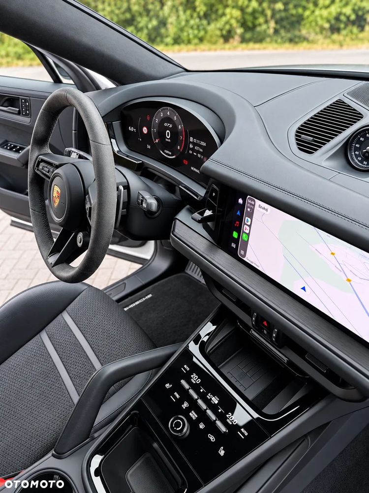 Porsche Cayenne - 23