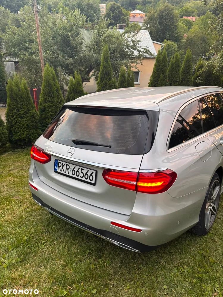 Mercedes-Benz Klasa E - 2