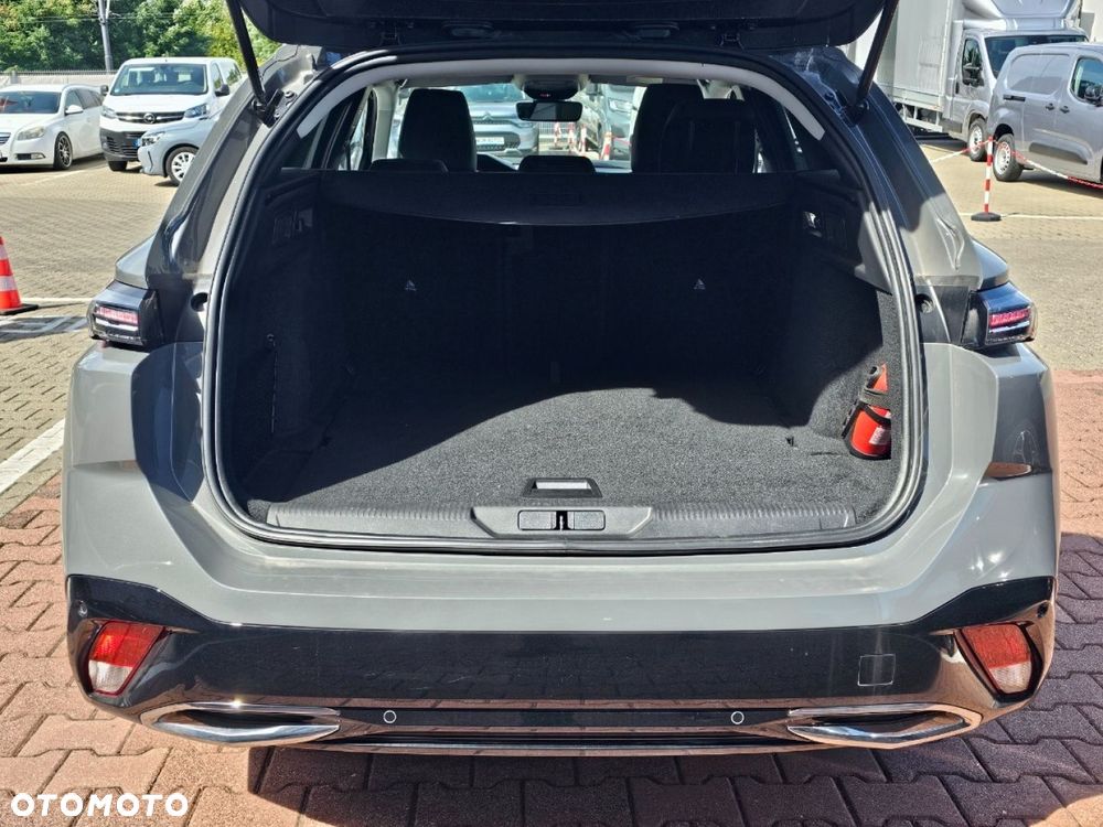 Peugeot 308 1.5 BlueHDi Allure S&S EAT8 - 8