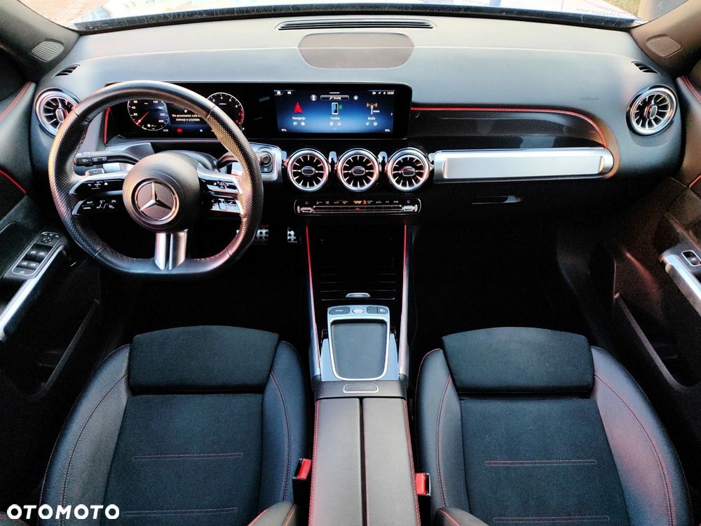 Mercedes-Benz GLB 200 AMG Line 7G-DCT - 10