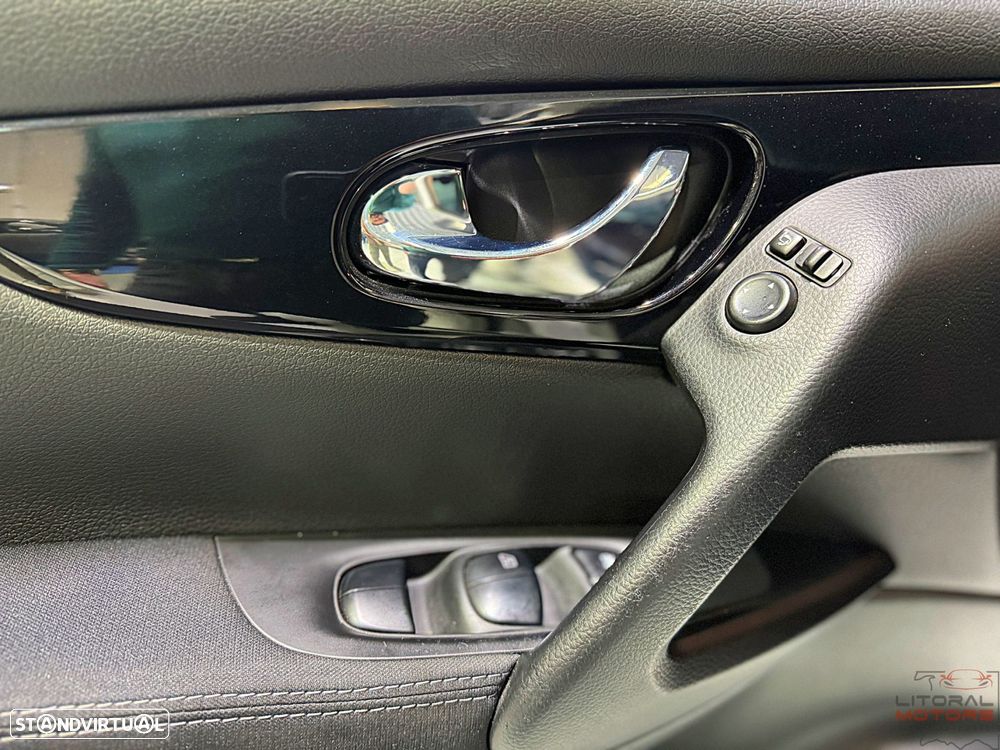 Nissan Qashqai 1.2 DIG-T N-Connecta RS 18 Xtronic - 17