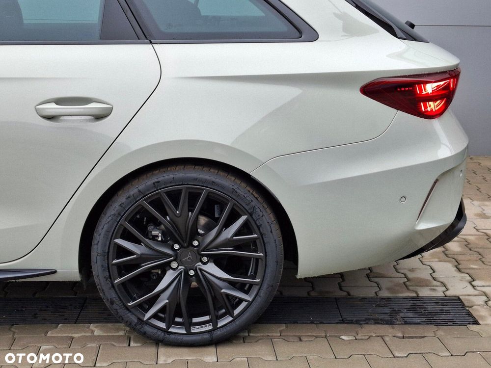 Cupra Leon Sportstourer 2.0 TSI 4Drive DSG - 10