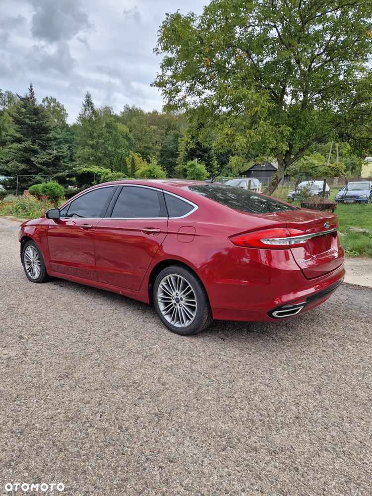 Ford Fusion 2.0 EcoBoost Titanium - 13