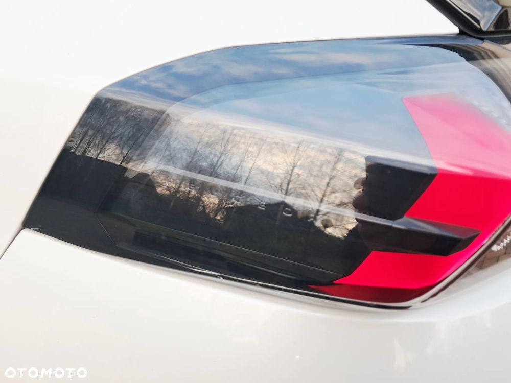 Peugeot 2008 1.2 Pure Tech GPF Allure S&S - 10