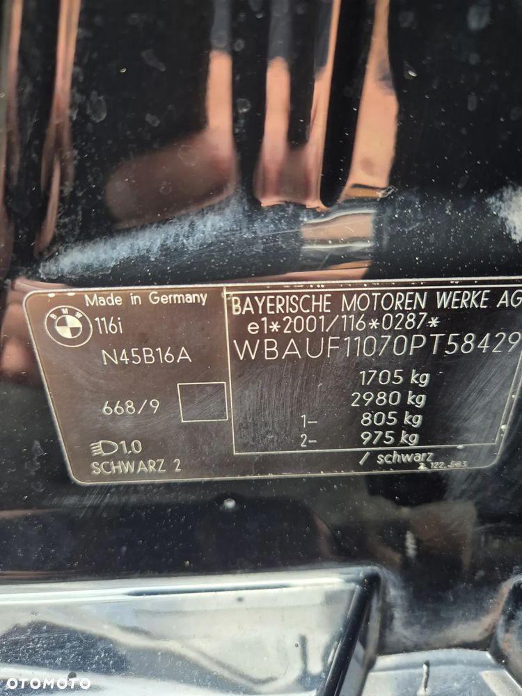 BMW Seria 1 116i - 10