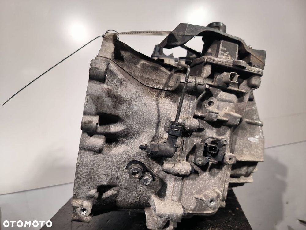 SKRZYNIA BIEGÓW VOLVO V60 GU1R-7002-AEC 2.0 120 - 5