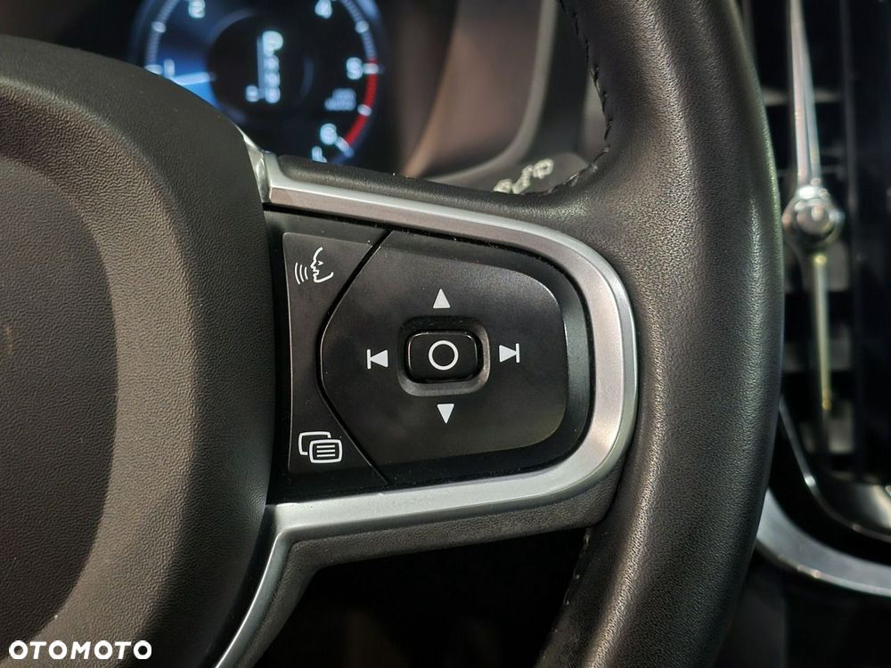 Volvo V60 - 25