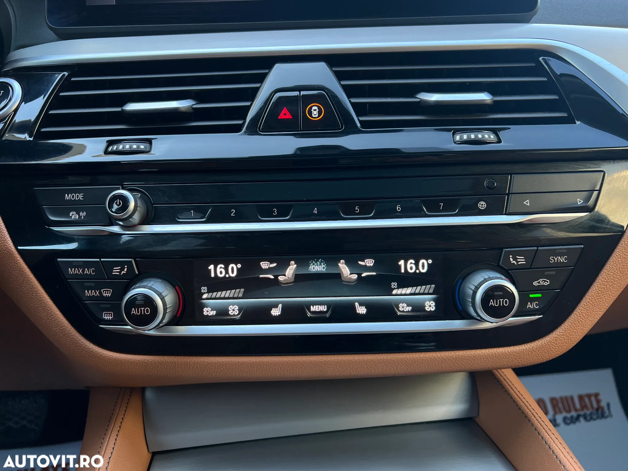 BMW Seria 5 530d xDrive AT MHEV - 17