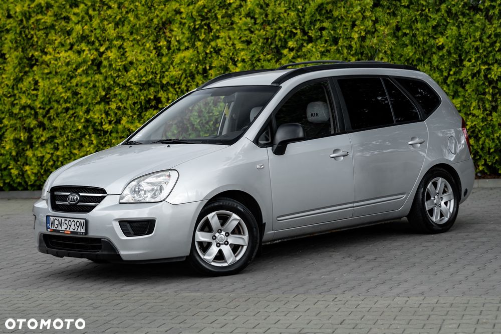 Kia Carens 2.0 EX - 4