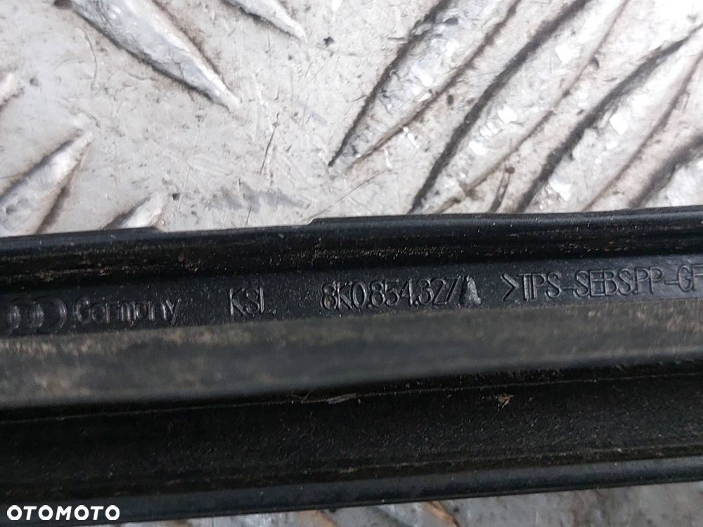LISTWA ZGARNIAJĄCA SZYBY CZOŁOWEJ LEWA + PRAWA AUDI A4 B8 8K0854327A - 4