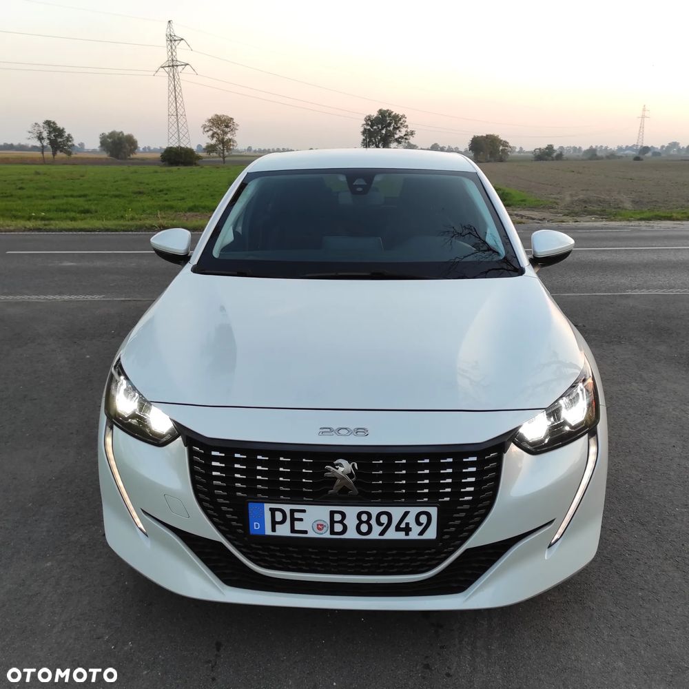 Peugeot 208 - 30
