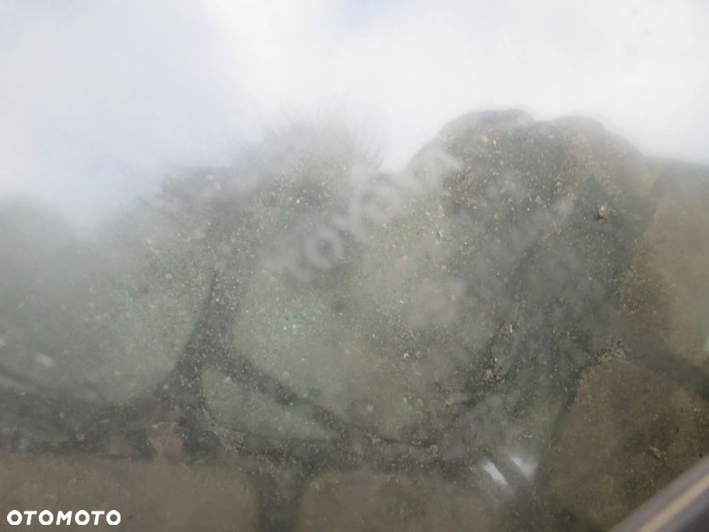 klapa Toyota Yaris Verso 209 bez rdzy - 10