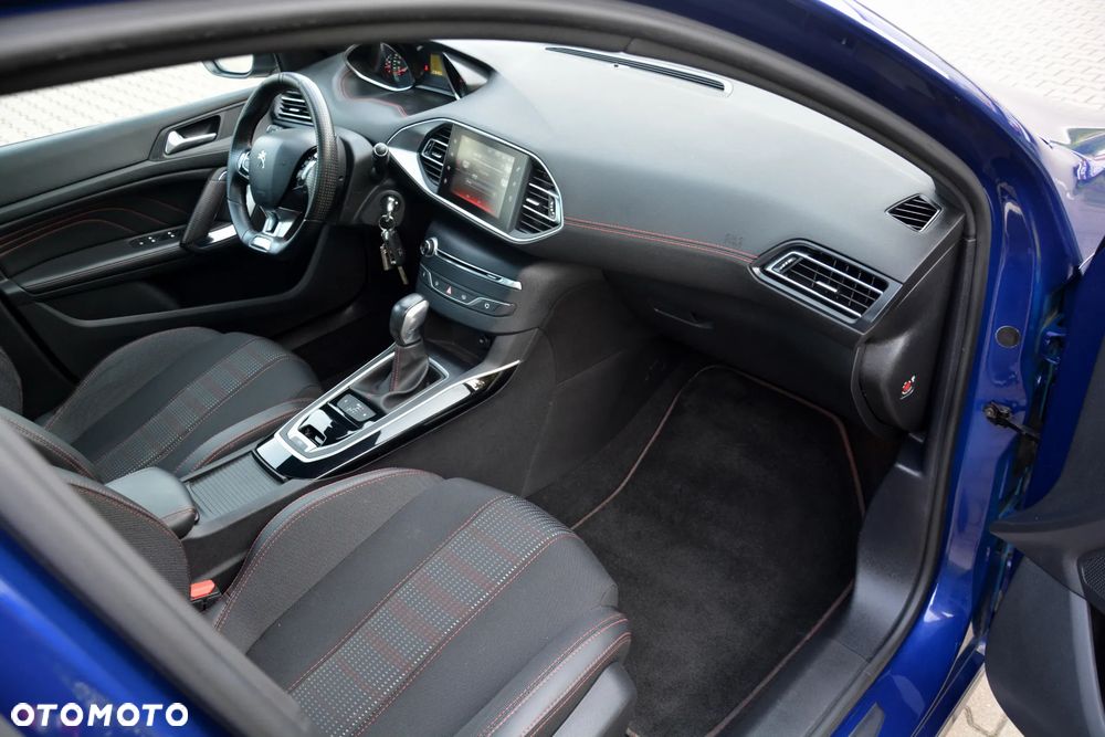 Peugeot 308 BlueHDi FAP 150 EAT6 Stop&Start GT-Line Edition - 27